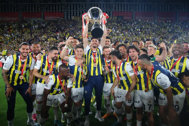 Fenerbahçe'den taraftara bayram hediyesi! Orta saha ona emanet - 2