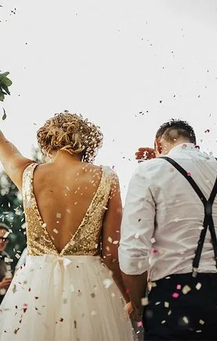 Patronundan habersiz evlenen işçiye Yargıtay'dan kötü haber! Tazminat da, izin de yok