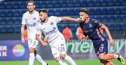 Kasımpaşa duraklama dakikalarında güldü (Maç sonucu Kasımpaşa 2 - 1 Başakşehir)