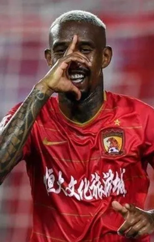 Anderson Talisca, 'Galatasaray' iddialarına son noktayı koydu: Beşiktaş taraftarlarına dikkat çeken mesaj