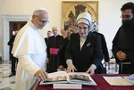 Emine Erdoğan'dan "Papa"ya Gazze çağrısı: Daha güçlü bir duruş sergilenmeli | Papa'dan Türkiye vurgusu