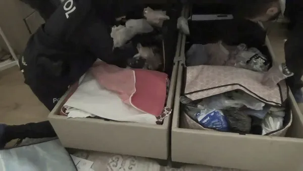 Son dakika: İstanbul’da DEAŞ, EL KAİDE, ÖİH operasyonu: 15 gözaltı-3