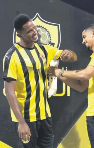 Kamerunlu Eto’o sonunda imzayı attı