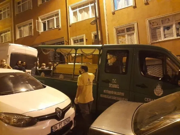 Bahçelievler'de şüpheli ölüm! 6. kattan düşen kadın hayatını kaybetti-3