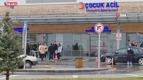 Kütahya'da 23 öğrenci zehirlenme şüphesiyle hastaneye kaldırıldı