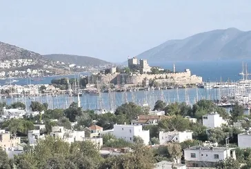 43 bin TL'ye oda 6 bin TL'ye plaj! Bodrum'da yaz sezonu yeni fiyat tarifesiyle açıldı