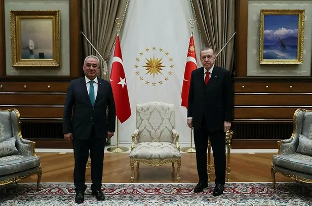 son-dakika-baskan-erdogan-dsp-genel-baskani-onder-aksakali-kabul-etti-1609345190292.jpeg Son dakika: Başkan Erdoğan DSP Genel Başkanı Önder Aksakal’ı kabul etti-4