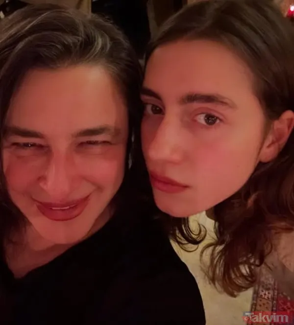 Oyuncu Esra Dermancıoğlu yeni sevgilisiyle ilk kez Nişantaşı'nda görüntülendi - 8