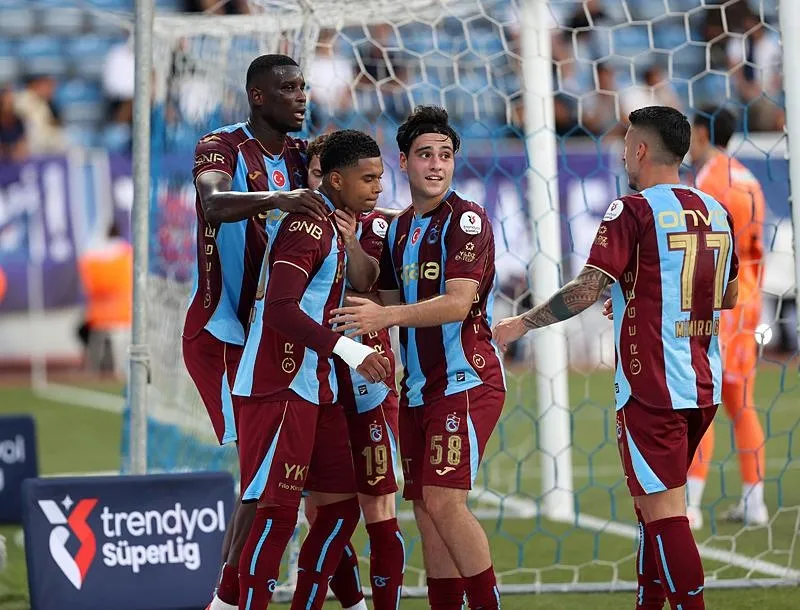 trabzonspor-avantaj-pesinde-fatih-tekke-11i-belirledi-1787207841939.jpeg Trabzonspor atv ekranlarında avantaj peşinde! Fatih Tekke'den ilk 11'de Muhammed Salah kararı-2