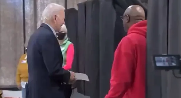 abd-baskani-joe-biden-kendi-basina-oy-kullanamadi-1667198412298.jpg ABD Başkanı Joe Biden kendi başına oy kullanamadı!-3