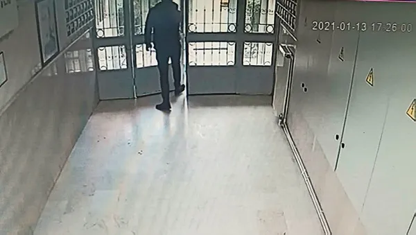 1649839913429.jpg Koli bantlı dehşette şoke eden gelişme! Evde "Şeytani tavsiyeler" isimli kitap bulunmuştu-4