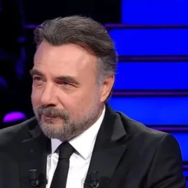 Hangisi sözlük tanımına göre fihristin eş anlamlısıdır?