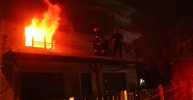 Alevleri gözyaşları içinde izlediler! Kocaeli’de yangın paniği! Mahalleli sokağa döküldü