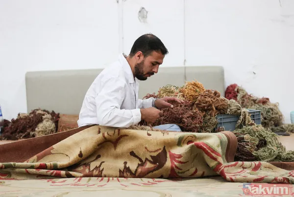 Tam 1 ton ağırlığında! Dolmabahçe Sarayı'nın en büyük halısı restore ediliyor - 9