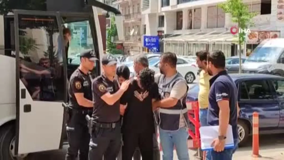 Uyuşturucu kuryesinin cenazesi, kimsesizler mezarlığına defnedildi!