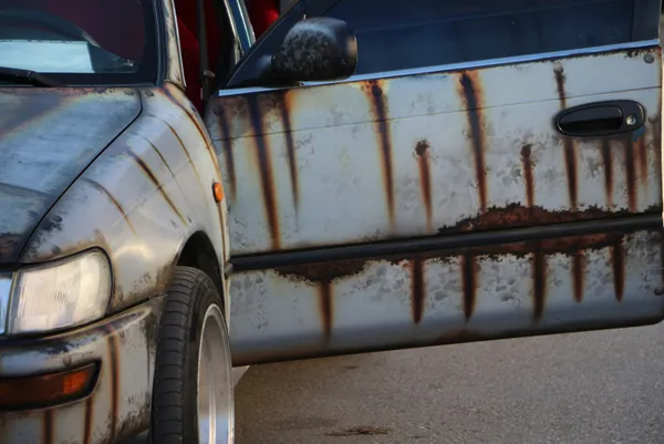 tokatta-boyasiz-ve-paslanmis-gibi-gorunen-modifiyeli-arac-ilgi-odagi-oluyor-1607607642030.jpg Tokat'ta boyasız ve paslanmış gibi görünen modifiyeli araç ilgi odağı oluyor-4