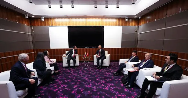 Dışişleri Bakanı Çavuşoğlu Doha’da ikili görüşmeler yaptı