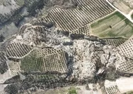 500 metrelik dev yarık uzaydan gözüküyor: Afetin boyutunu gözler önüne serdi