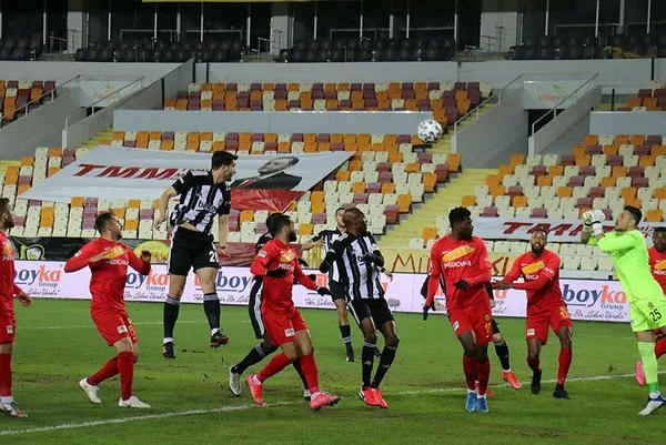 besiktas-malatya-deplasmaninda-tek-atti-3-aldi-yeni-malatyaspor-0-1-besiktas-mac-sonu-ozet-1614708188910.jpeg