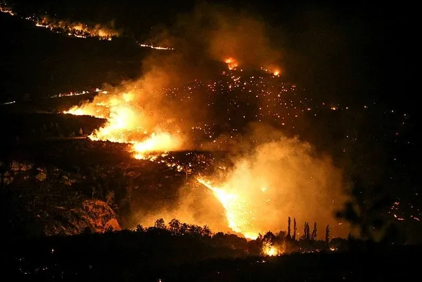 mersinde-orman-yanginlari-silifkede-kontrol-altina-alindi-gulnarda-havadan-ve-karadan-mudahale-suruyor-1689564317952.jpeg Mersin'de orman yangınları! Silifke'de kontrol altına alındı: Gülnar'da havadan ve karadan müdahale sürüyor-3