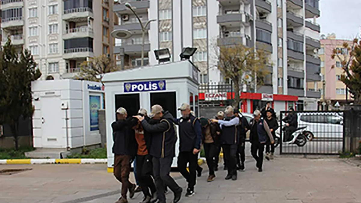 FETÖ'nün  kodları çözüldü! Gizli tanık "Garson" konuştu | Şifreli hiyerarşi ortaya çıktı