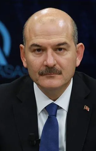 SON DAKİKA: İçişleri Bakanı Süleyman Soylu'dan firari Sedat Peker'e teslim ol çağrısı: Operasyon faresi gibi kaçma