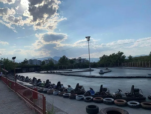 Go-kart sporu yaparken kemeri yanlış bağlanan Furkan Özkaya ölümden döndü-6
