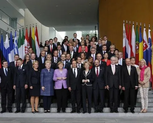 AB’de büyük Brexit kavgası: Mafya gibisiniz!