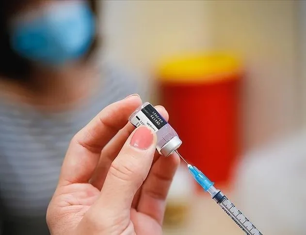 Avrupa’da Kovid-19 aşısı savaşları başladı