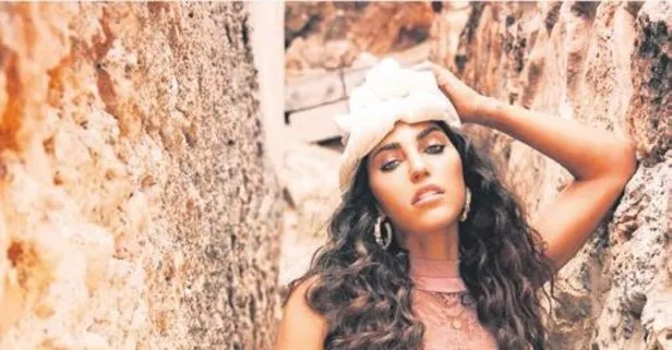 Yolanthe büyüledi
