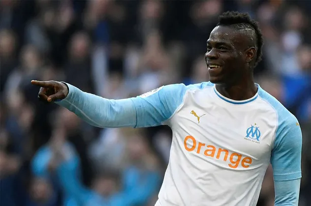 Fenerbahçe'nin Mario Balotelli'ye yaptığı transfer teklifinin detaylar belli oldu