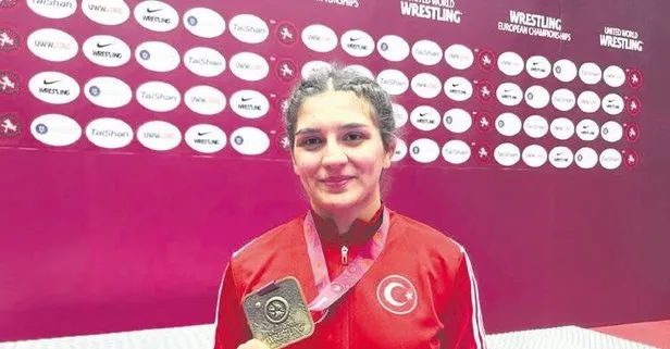 Milli güreşçi Nesrin Baş Avrupa Şampiyonu oldu!