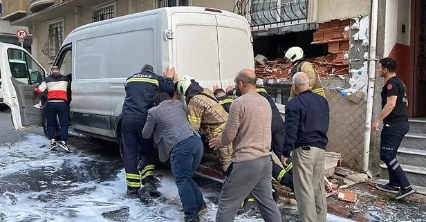 Esenler’de korku dolu anlar: Rögar patladı