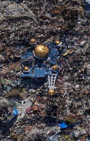 Endonezya'da depremin korkunç görüntüleri