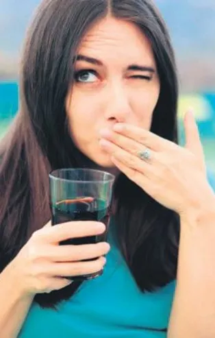 Koronavirüsün yeni belirtisi: Hıçkırık