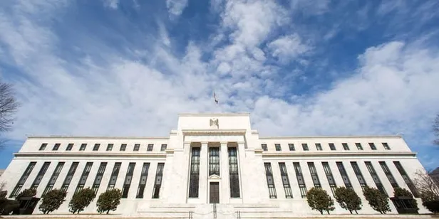 Trump'tan FED'e çok sert tepki! "Dolar güç kazanıyor, FED hiçbir şey yapmıyor"-2