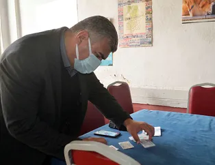 Kağıt oynamıyoruz, fal bakıyoruz