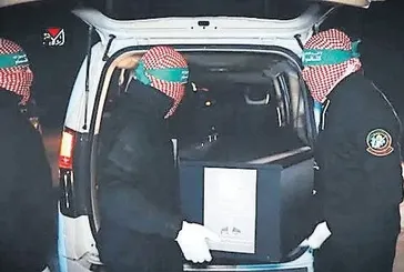 İsrail kendi esirlerini öldürdü