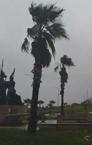 İstanbul Valiliği'nden fırtına uyarısı!