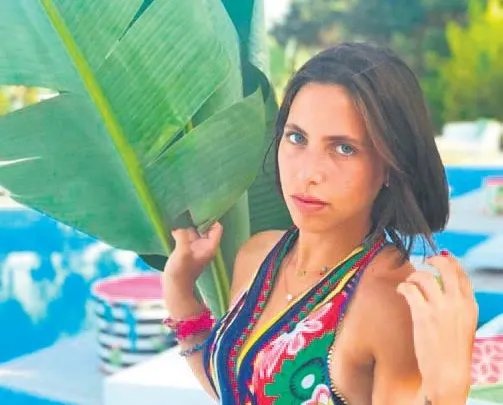 Ayrılık acısı yaşıyor