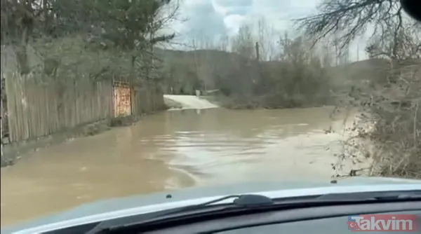 Karabük'te sağanak nedeniyle menfez köprü çöktü! Tarım alanlarını su bastı - 7