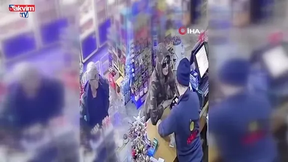 Nilüfer'de akılalmaz anlar! Kazadan sonra tekel bayiye girdi çıkışta dehşet saçtı