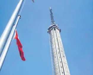 Zirvede tek başına