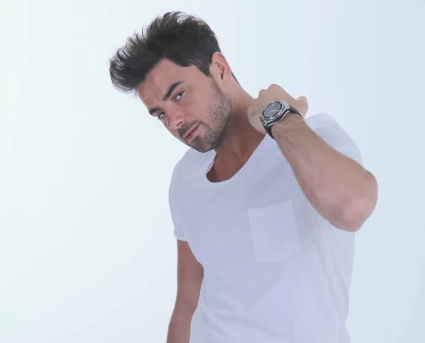 gokhan-akar-kimdir-kac-yasinda-masterchef-turkiye-yarismacisi-pelin-zamanin-sevgilisi-gokhan-akar-nereli-1636034274554.jpg MasterChef Türkiye yarışmacısı Pelin Zaman'ın sevgilisi Gökhan Akar nereli? Gökhan Akar kimdir, kaç yaşında? Şarkıları ve albümleri...-5