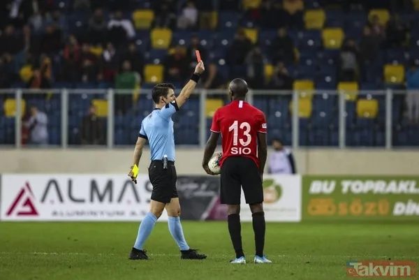 Beşiktaş-Fenerbahçe derbisinin hakemi Halil Umut Meler bu gerçekle şaşırttı! Maçlardan önce.... - 1