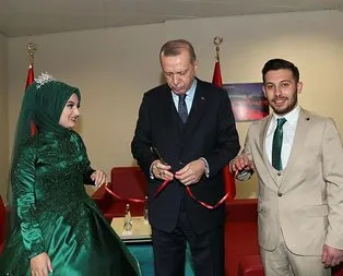 Başkan Erdoğan nişan yüzüklerini taktı