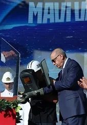 Denizde güç gösterisi: Bir günde 6 stratejik adım