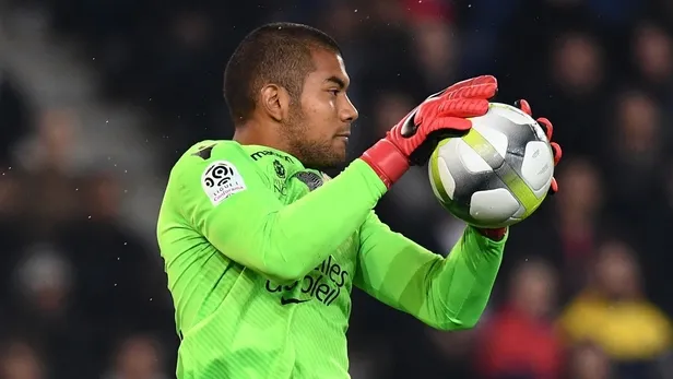 fransadan-galatasarayla-ilgili-cok-flas-bir-iddia-geldi-musleranin-yerine-benitez-1652398389036.jpeg Fransa’dan Galatasaray'la ilgili çok flaş bir iddia geldi: Muslera’nın yerine Benitez-4