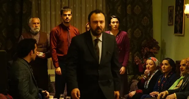 Ne gönülü kaldı ne dağı! Gönül Dağı'nda yaşadıklarını kaldırmaya gücü kalmadı! TRT 1 kaşla göz arasında eline bavulu verdi-5