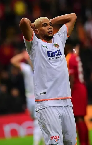 Son dakika transfer haberi: Fenerbahçe, Welinton'u bitiriyor!